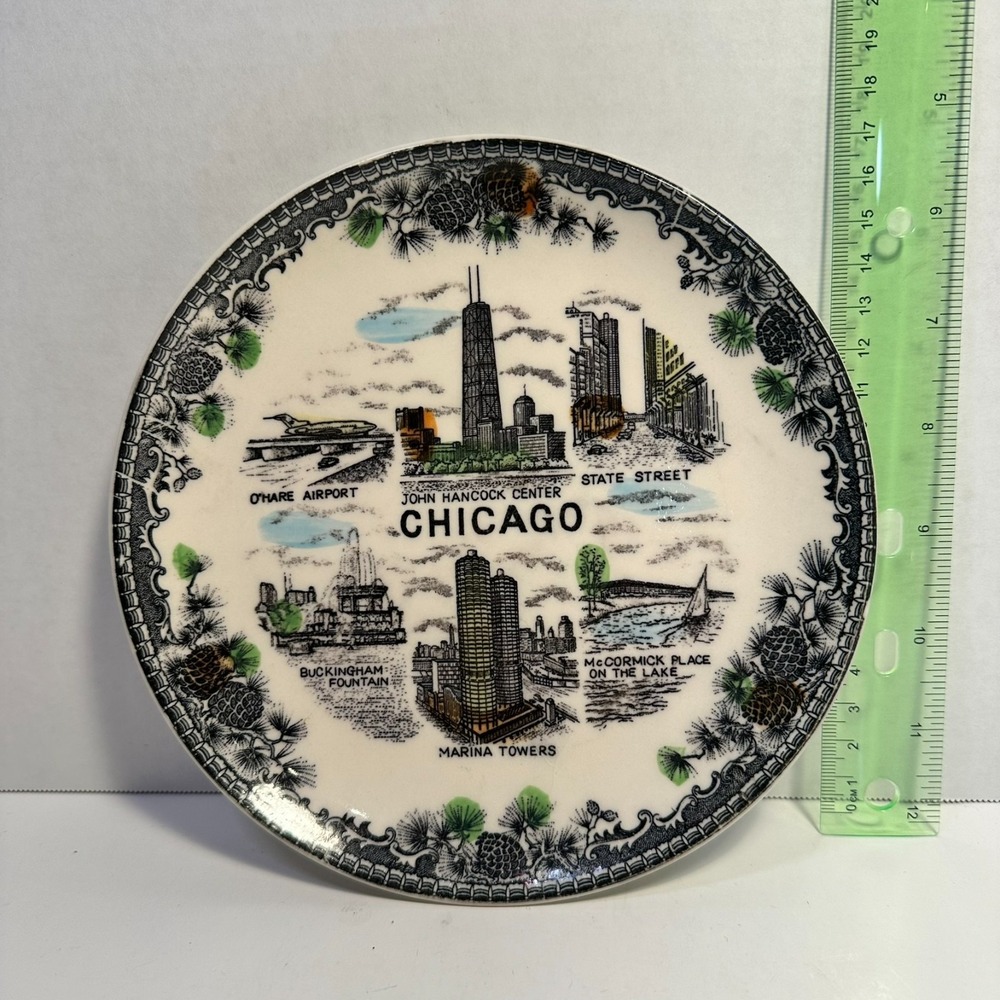 Vintage Chicago Souvenir Plate O'Hare Hancock Marina Towers Landmarks